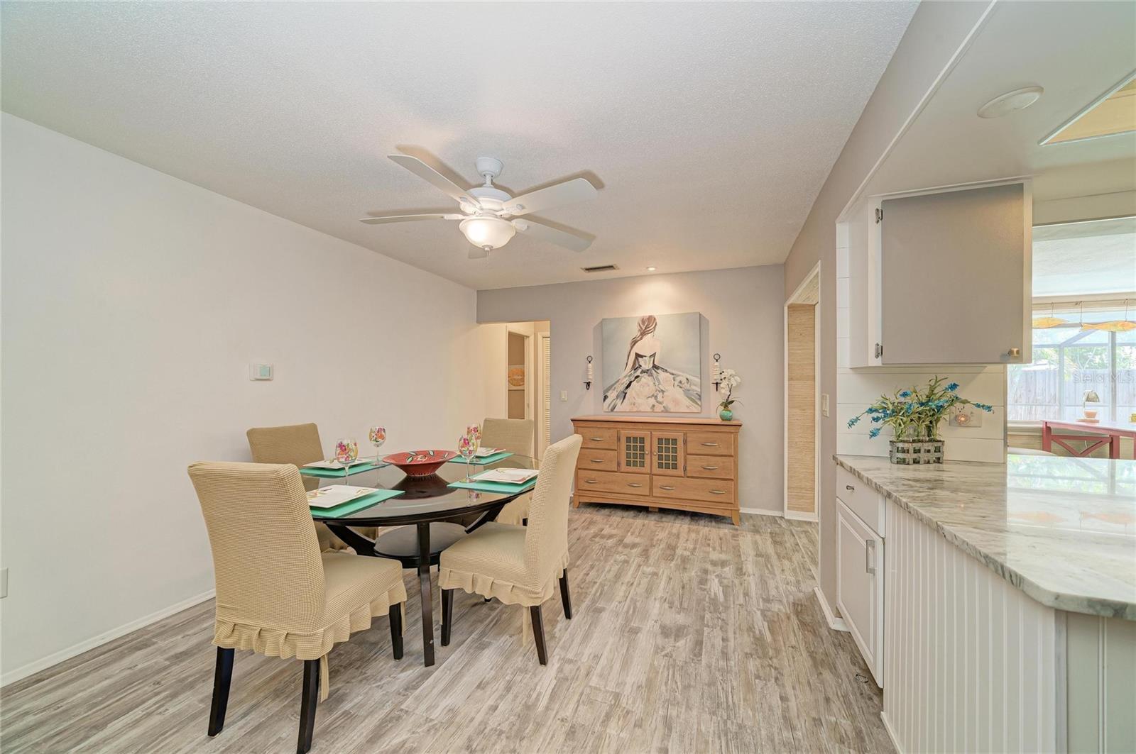 Image 19 of 51 For 3720 Allenwood Street