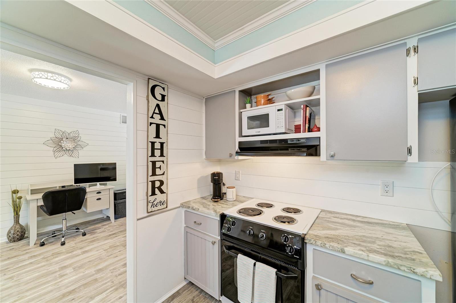 Image 22 of 51 For 3720 Allenwood Street