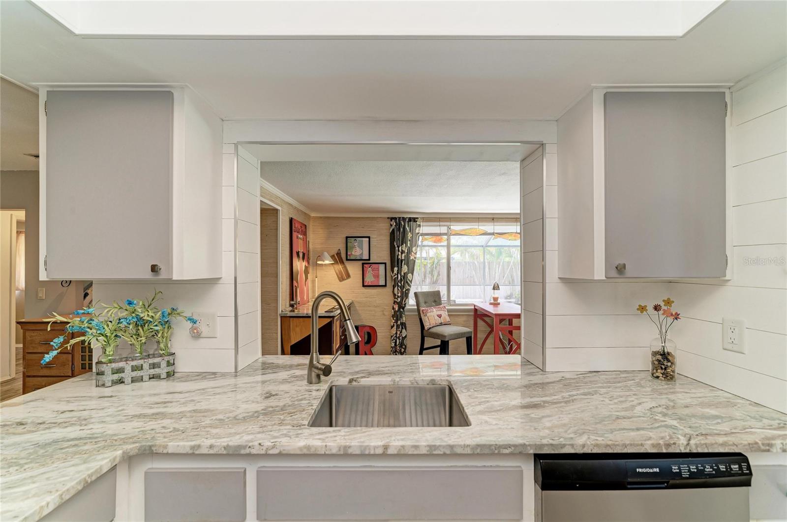 Image 25 of 51 For 3720 Allenwood Street