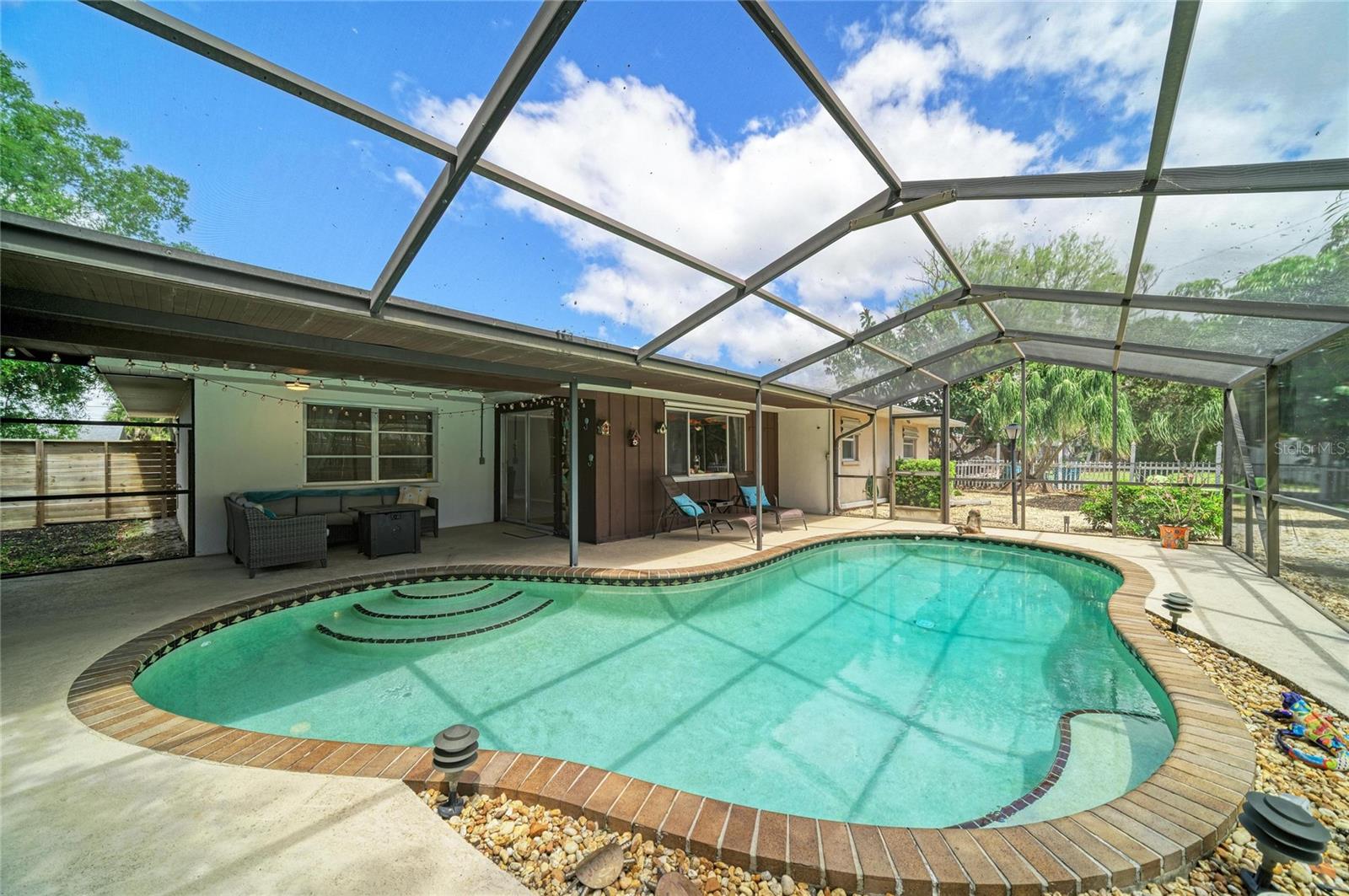 Image 43 of 51 For 3720 Allenwood Street