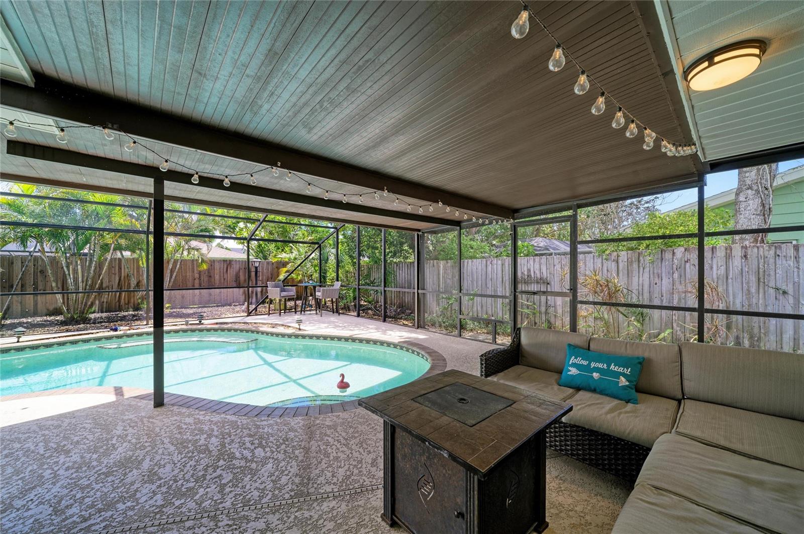 Image 6 of 51 For 3720 Allenwood Street