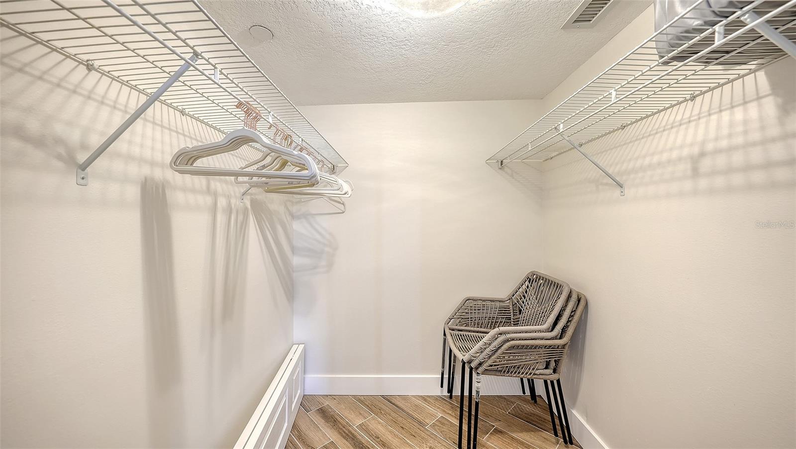 Image 22 of 76 For 6294 Bahia Del Mar Circle 804