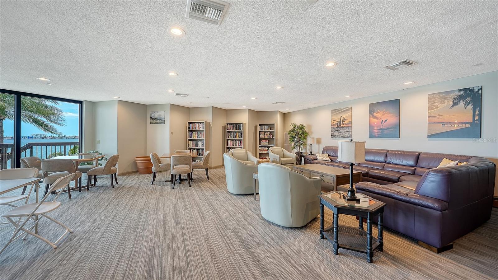 Image 40 of 76 For 6294 Bahia Del Mar Circle 804