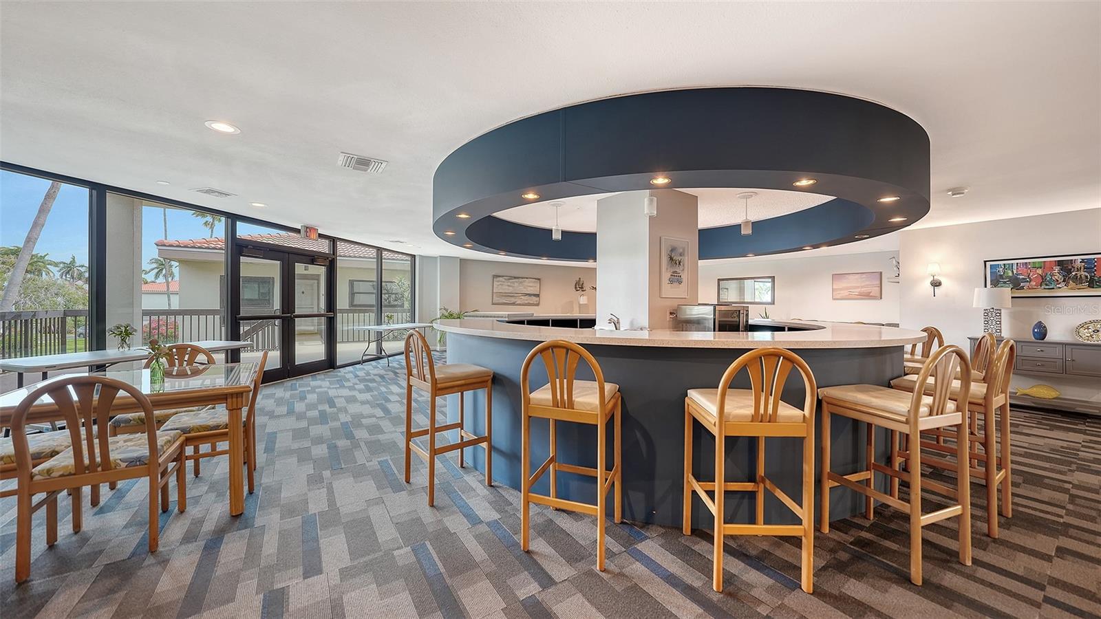 Image 42 of 76 For 6294 Bahia Del Mar Circle 804