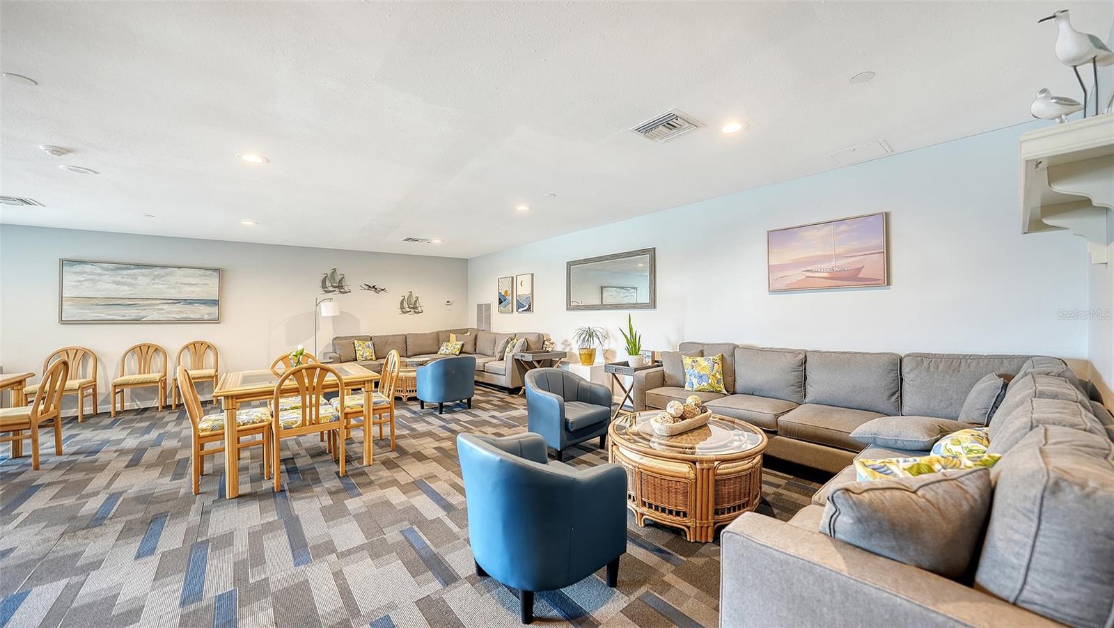 Image 44 of 76 For 6294 Bahia Del Mar Circle 804