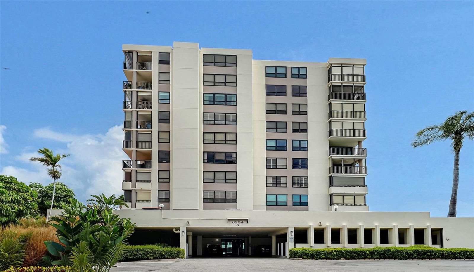 Image 51 of 76 For 6294 Bahia Del Mar Circle 804