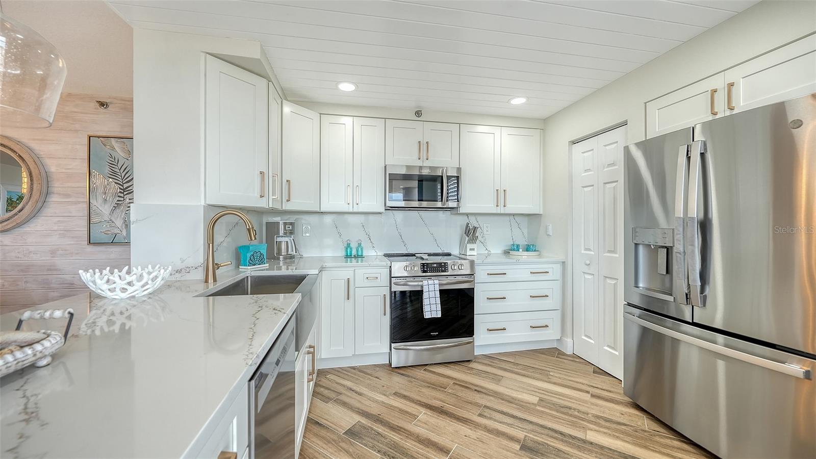 Image 65 of 76 For 6294 Bahia Del Mar Circle 804