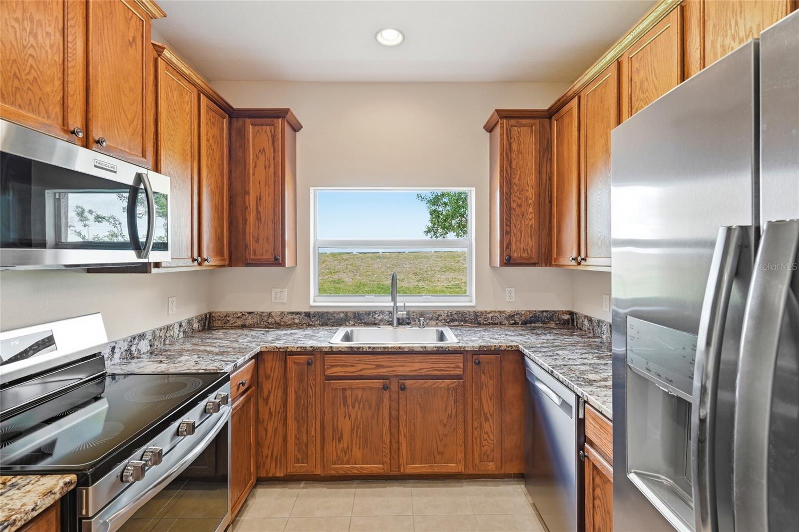 Image 10 of 35 For 1386 Grantham Drive