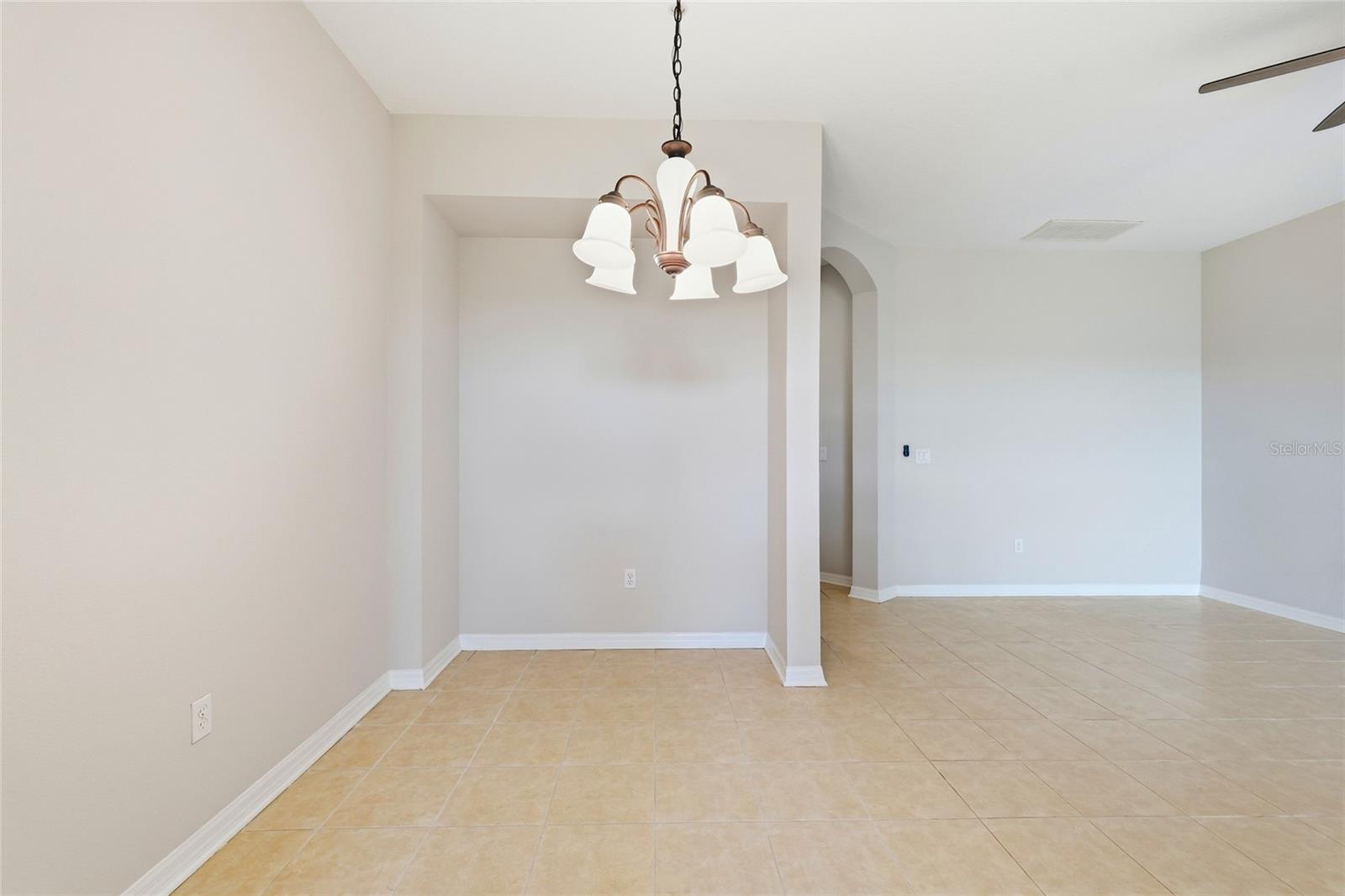 Image 12 of 35 For 1386 Grantham Drive