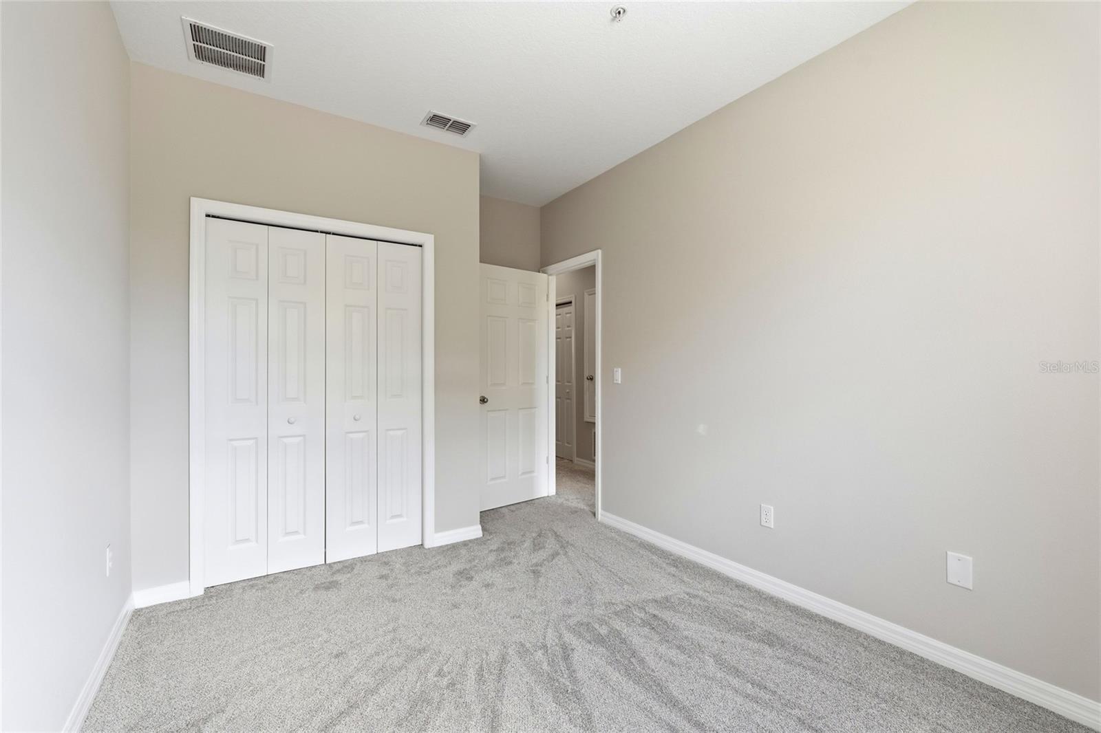 Image 24 of 35 For 1386 Grantham Drive