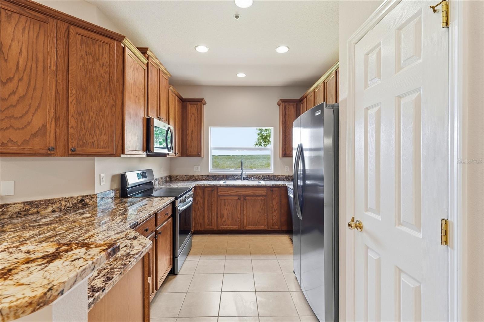 Image 7 of 35 For 1386 Grantham Drive