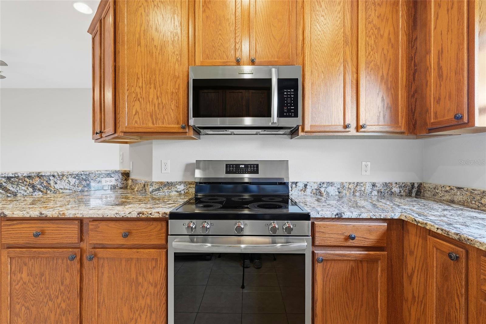 Image 9 of 35 For 1386 Grantham Drive