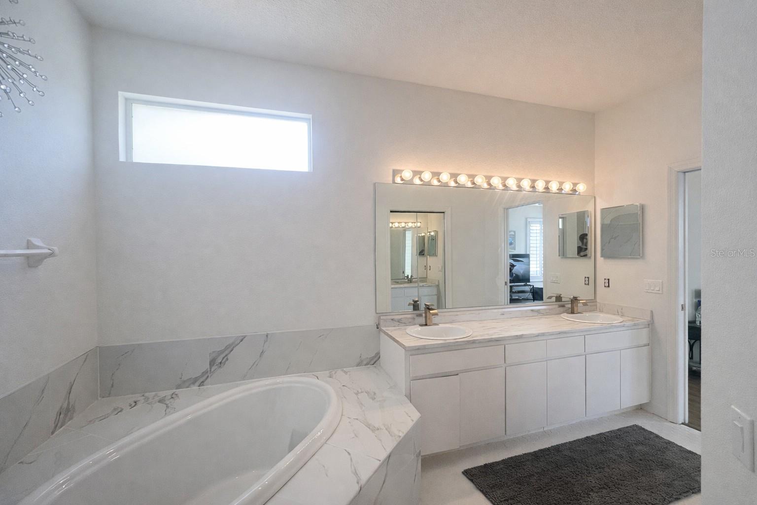 Image 17 of 55 For 3712 Doral Street