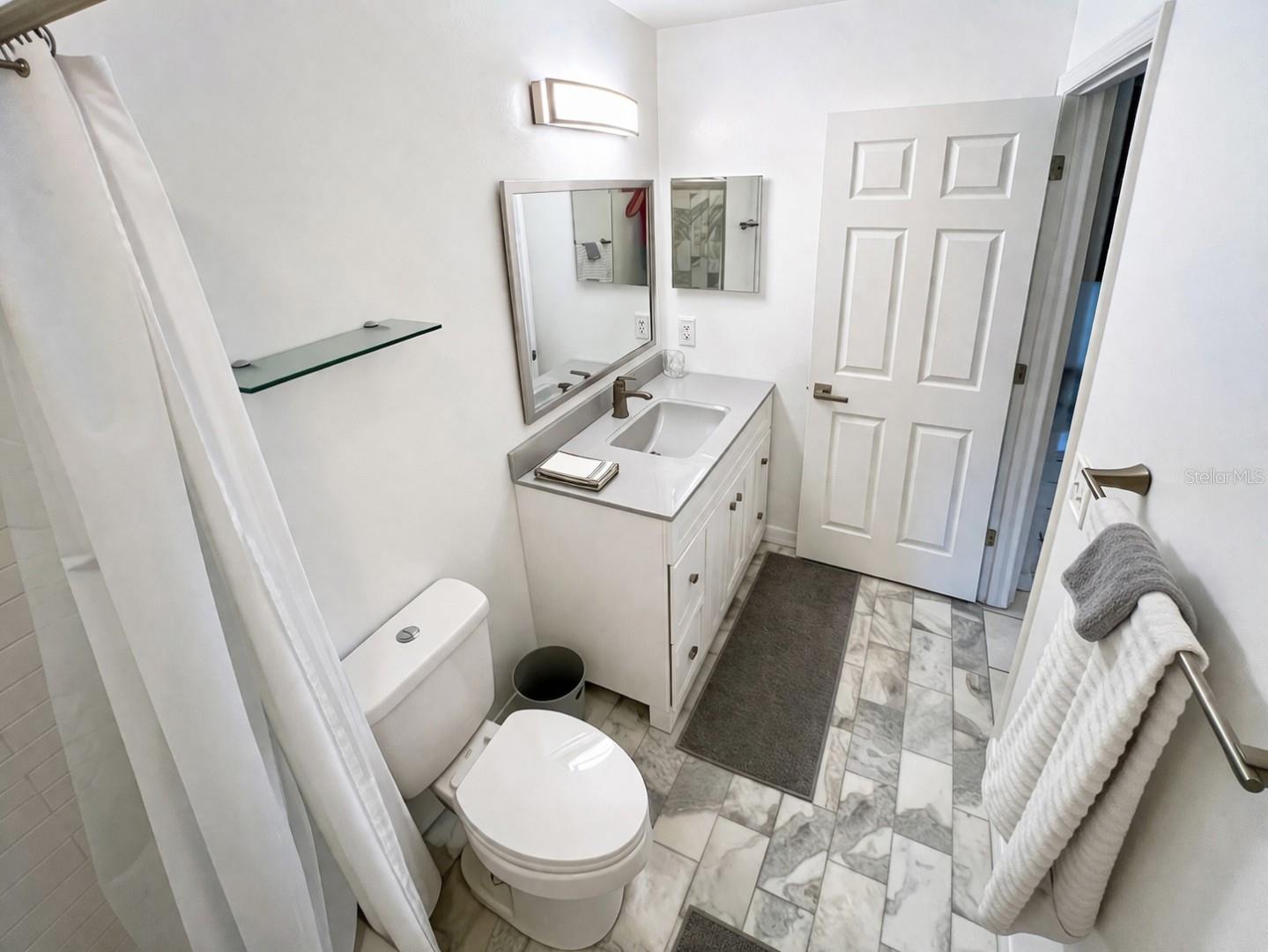 Image 22 of 55 For 3712 Doral Street