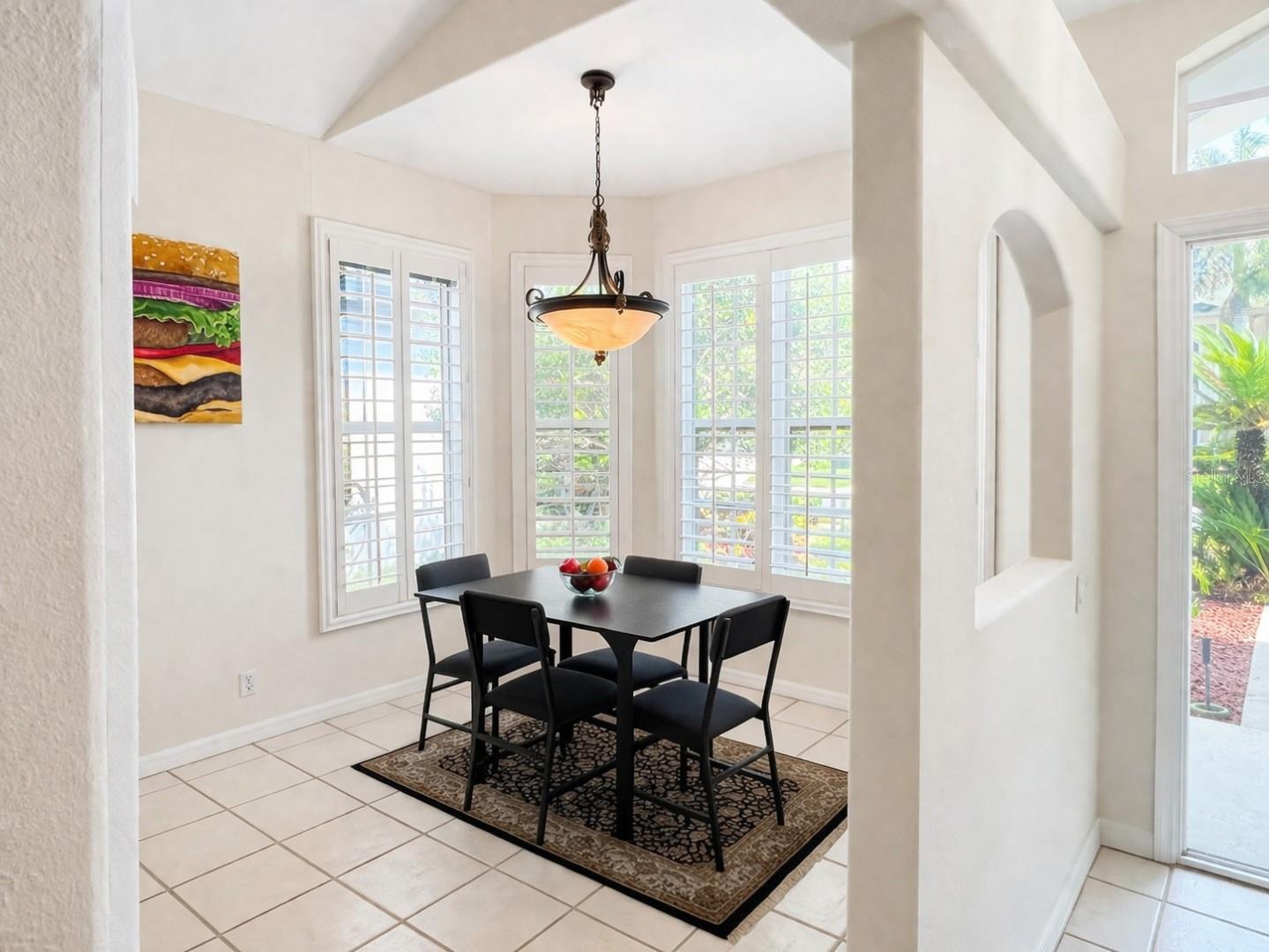 Image 25 of 55 For 3712 Doral Street