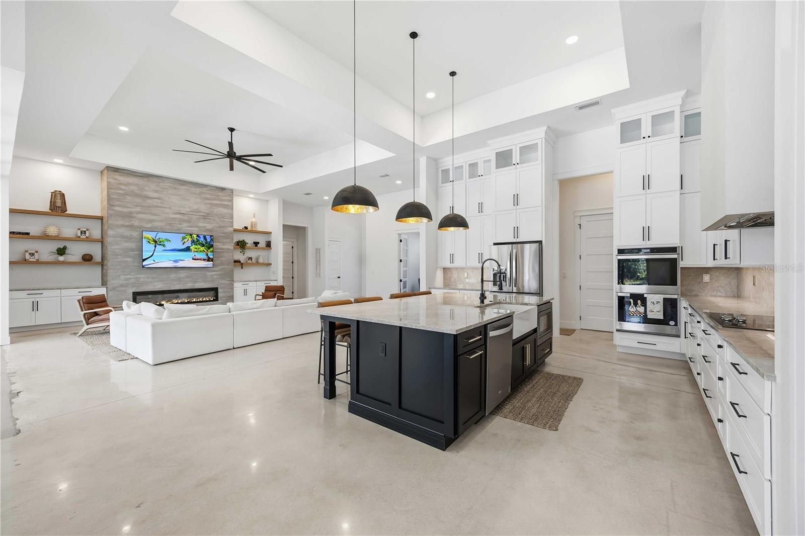 Image 17 of 86 For 143 Creek Drive Se