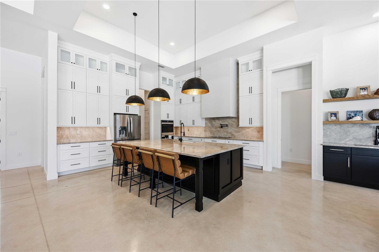 Image 18 of 86 For 143 Creek Drive Se