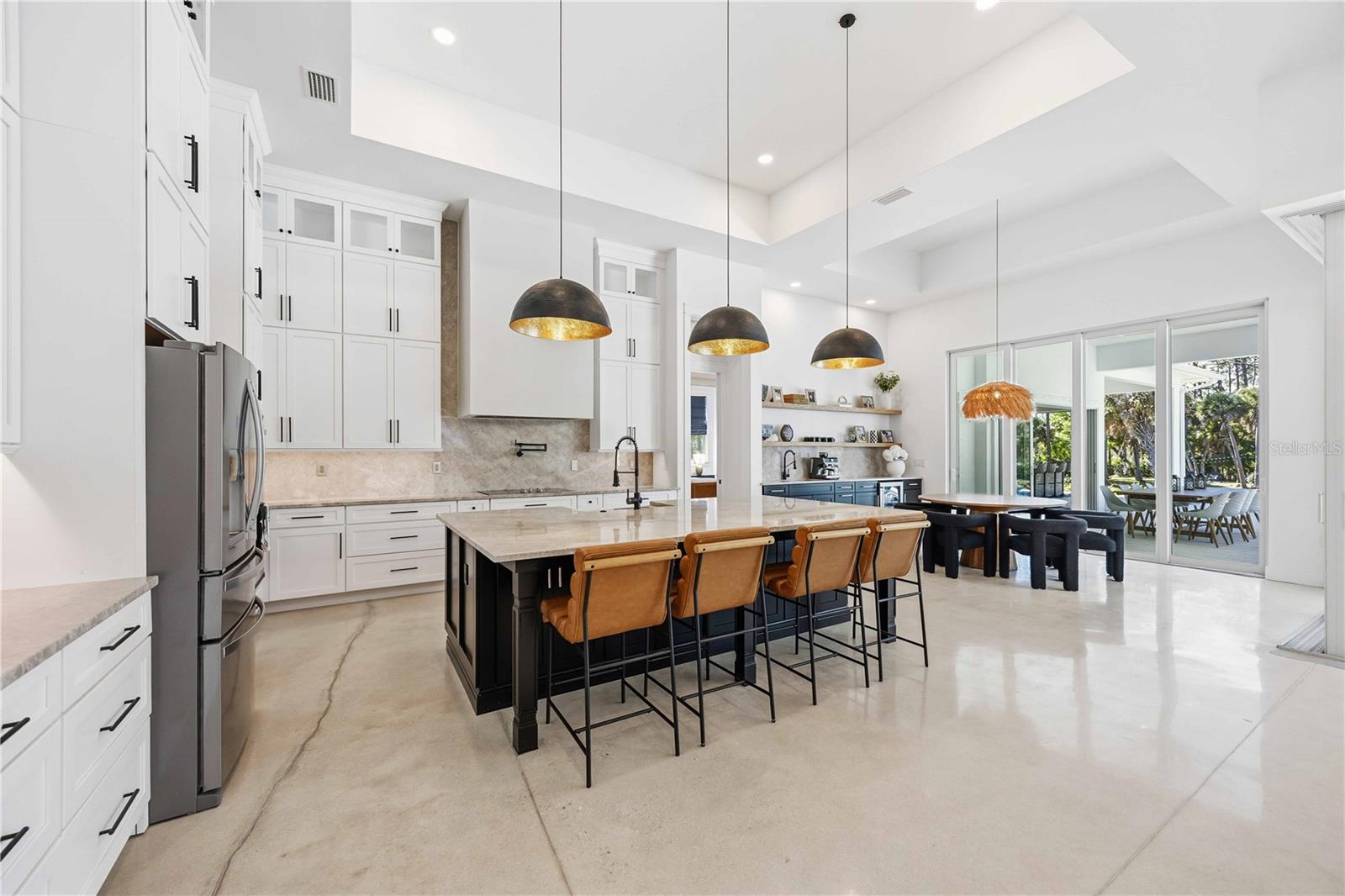 Image 20 of 86 For 143 Creek Drive Se