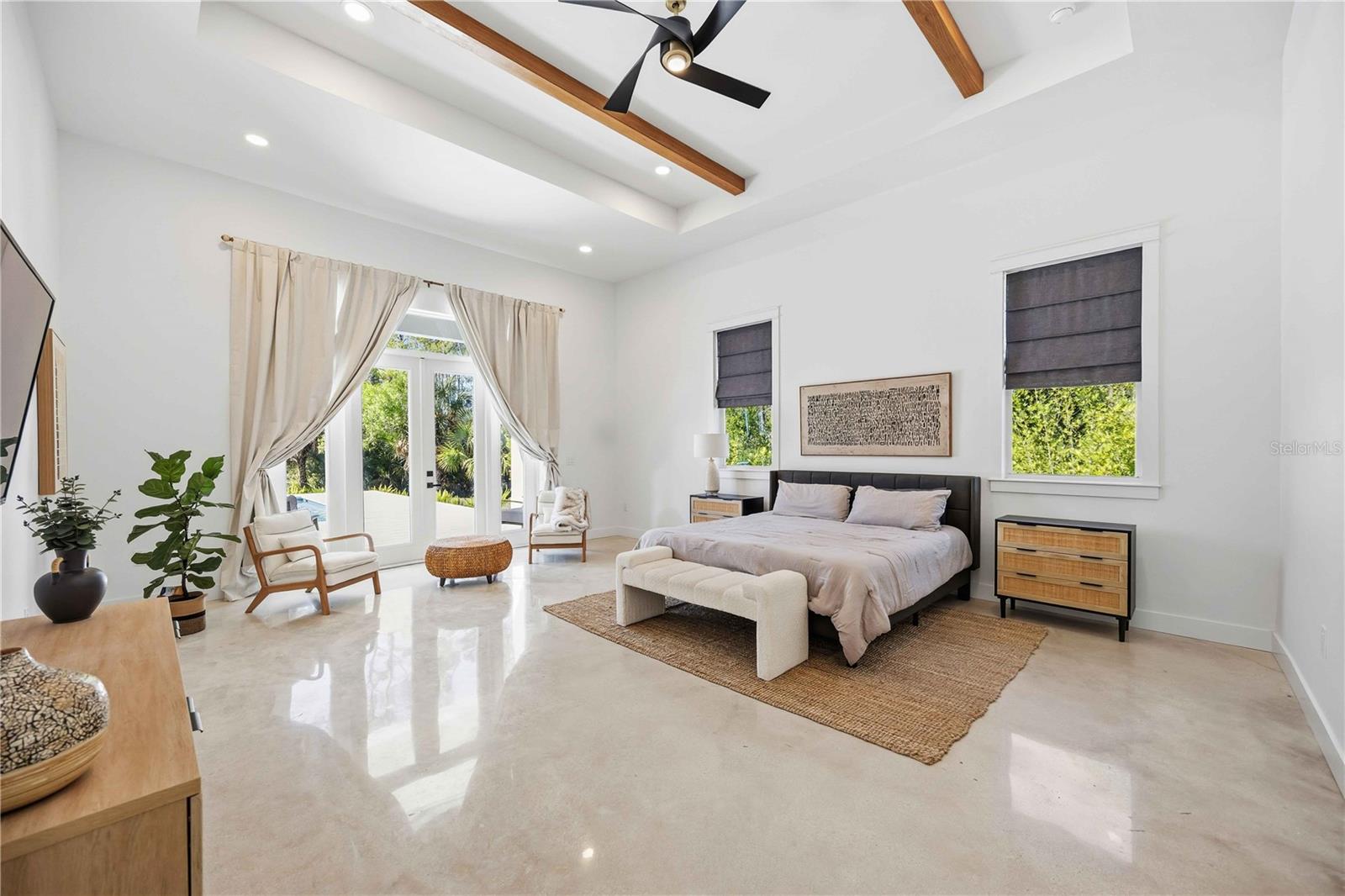 Image 27 of 86 For 143 Creek Drive Se