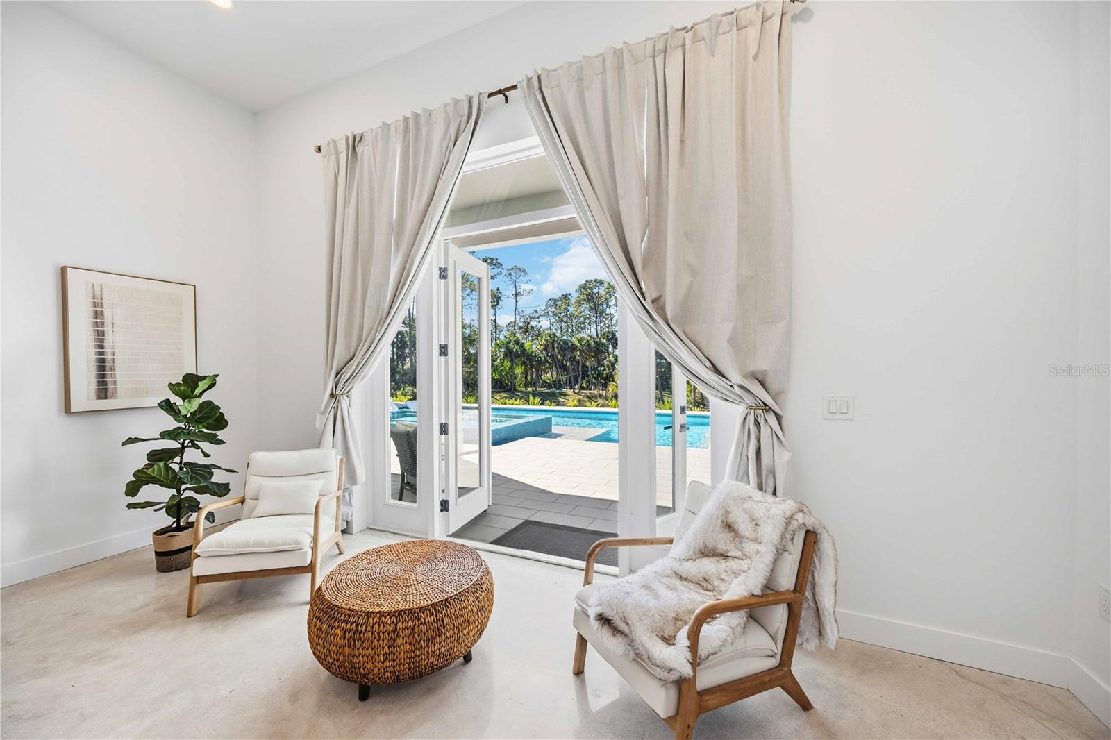 Image 31 of 86 For 143 Creek Drive Se