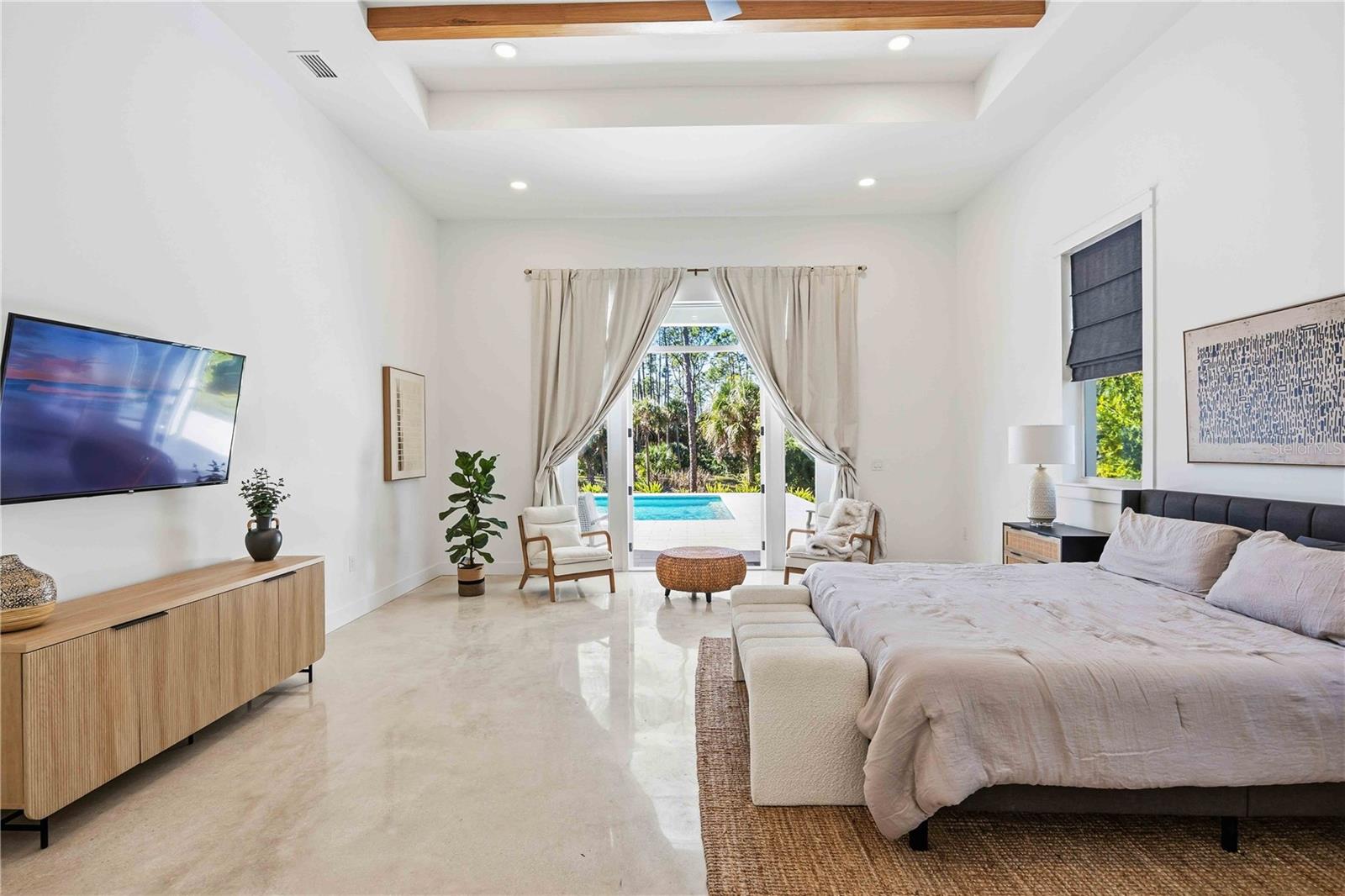 Image 33 of 86 For 143 Creek Drive Se