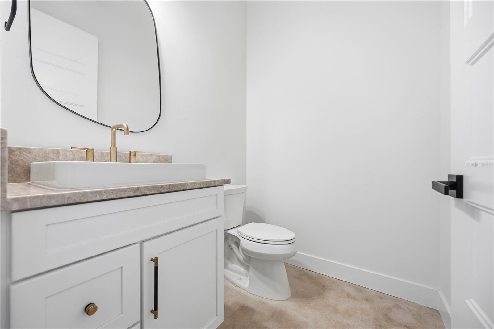 Image 40 of 86 For 143 Creek Drive Se