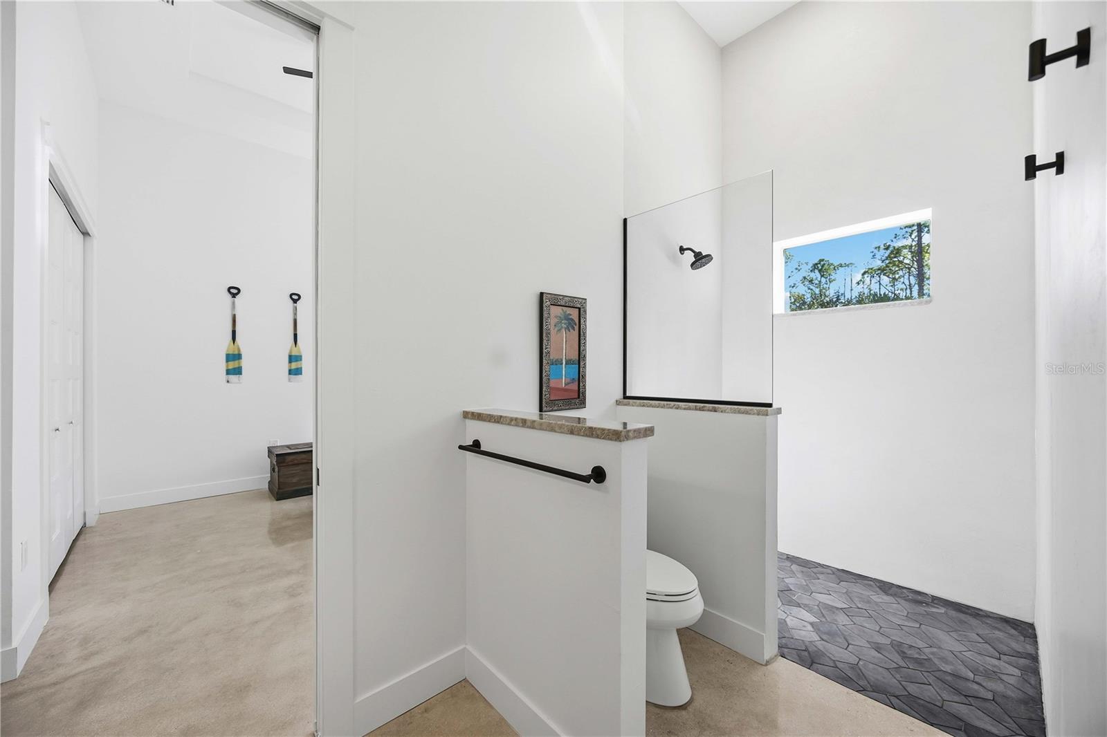 Image 46 of 86 For 143 Creek Drive Se