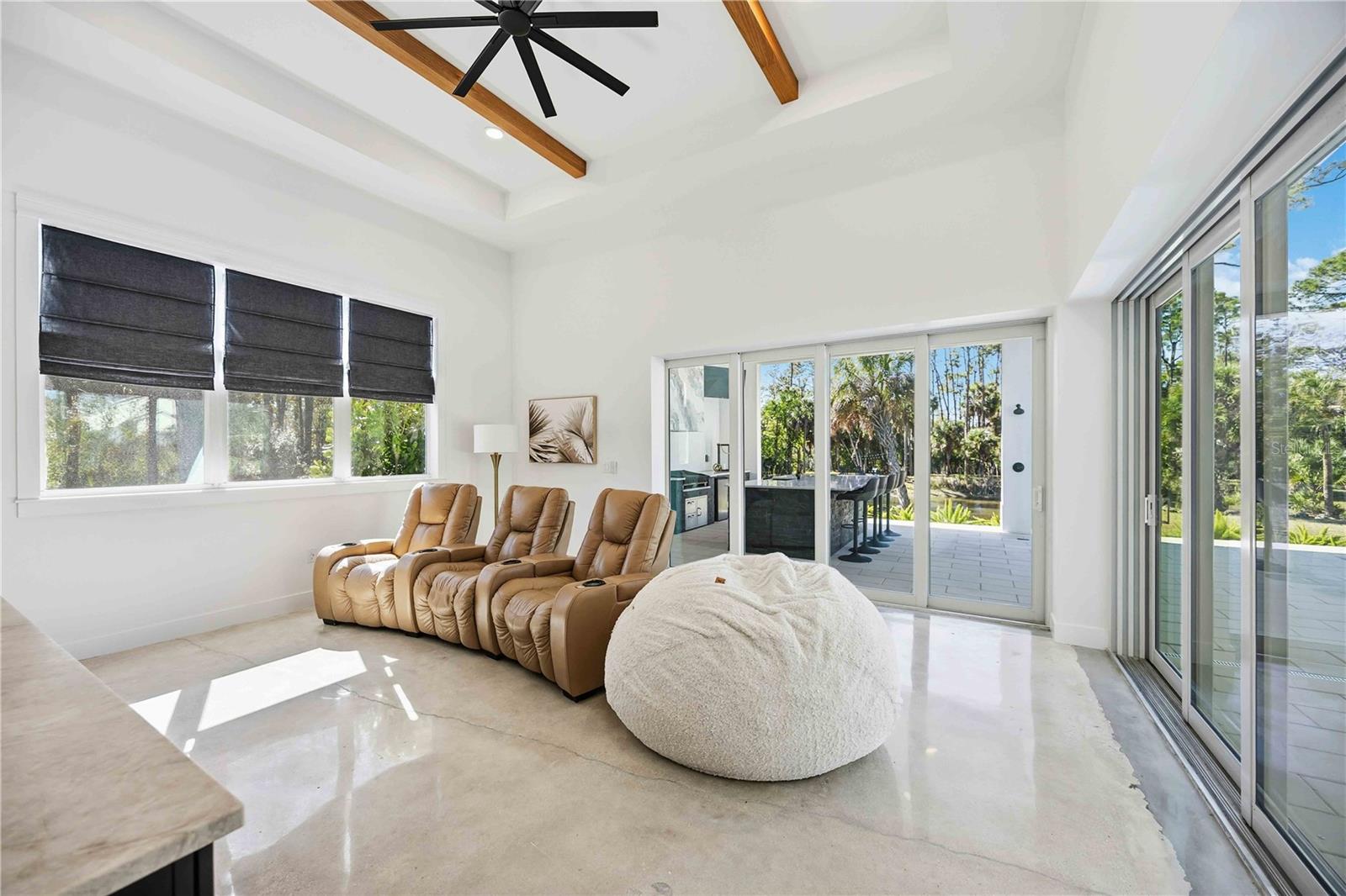 Image 59 of 86 For 143 Creek Drive Se