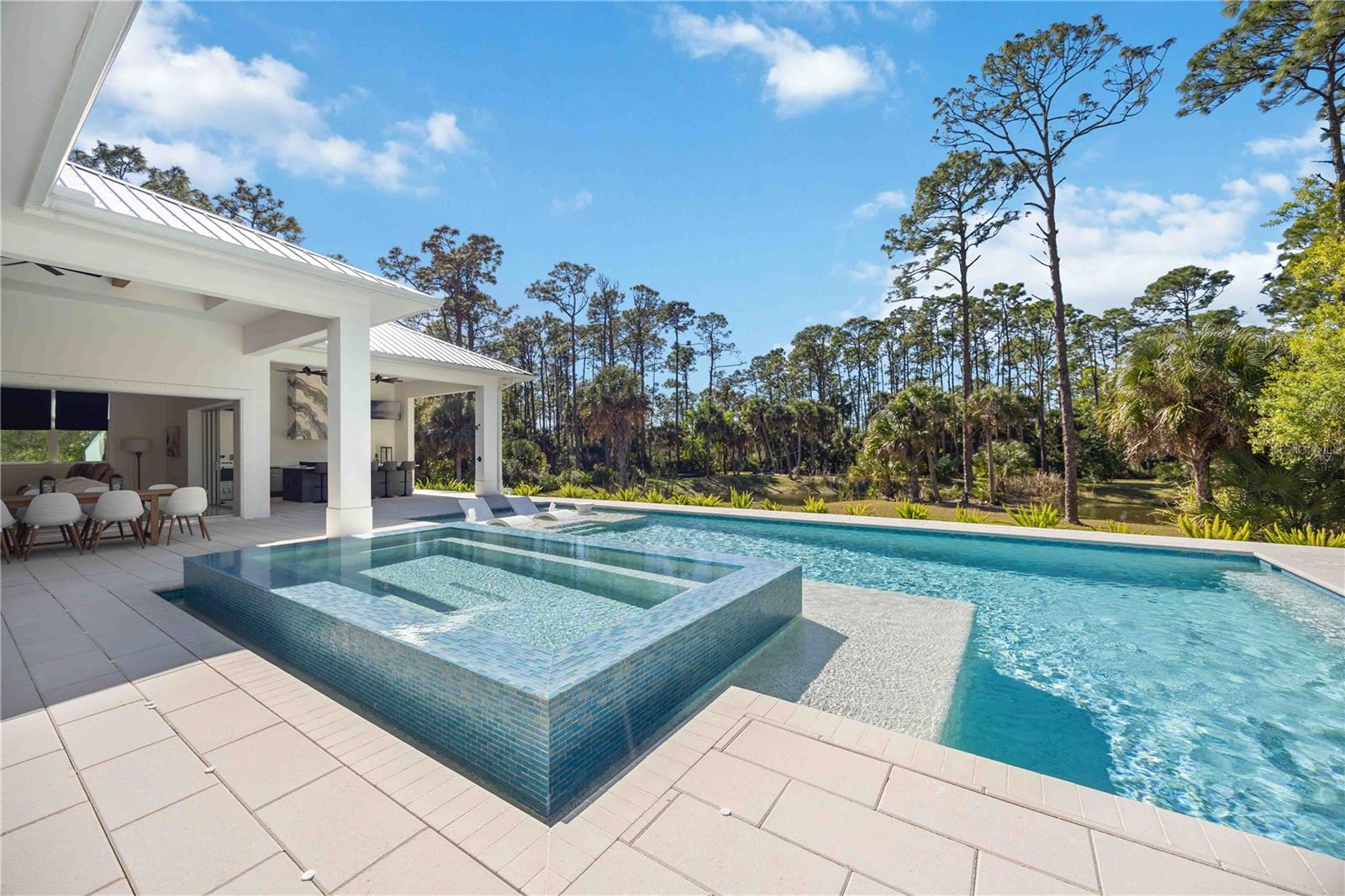 Image 65 of 86 For 143 Creek Drive Se