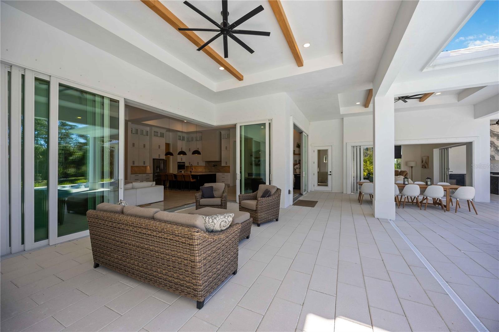 Image 66 of 86 For 143 Creek Drive Se