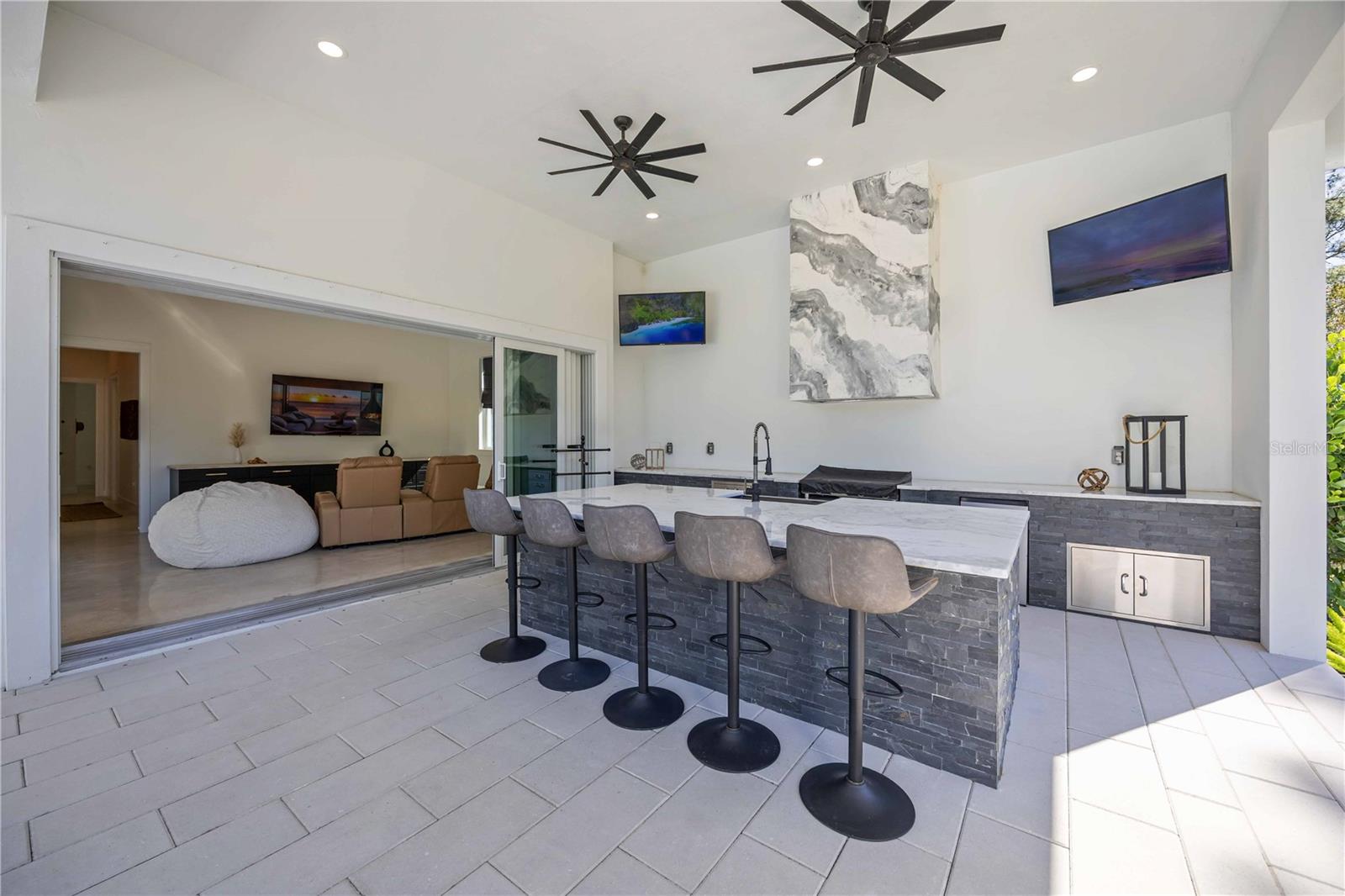 Image 74 of 86 For 143 Creek Drive Se