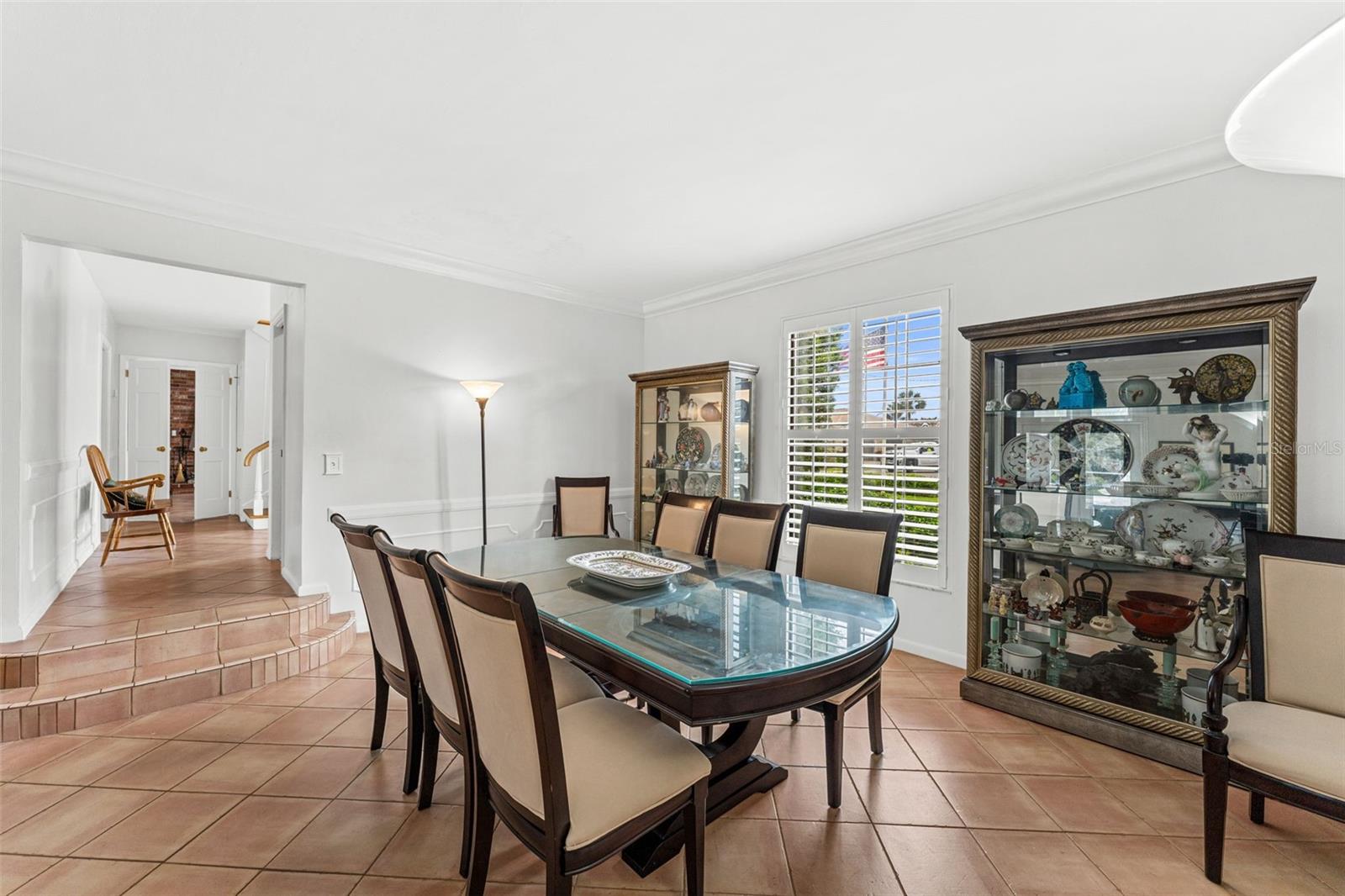 Listing photo id 9 for 1790 Bay Shore Drive