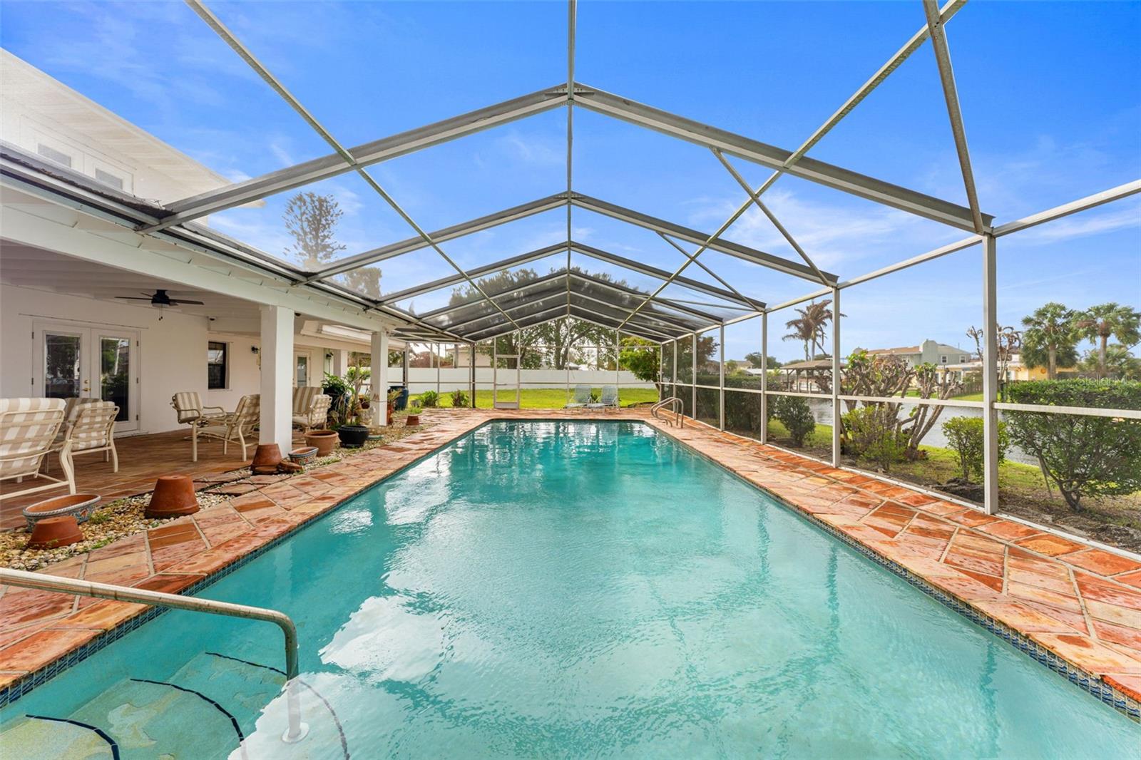 Listing photo id 6 for 1790 Bay Shore Drive