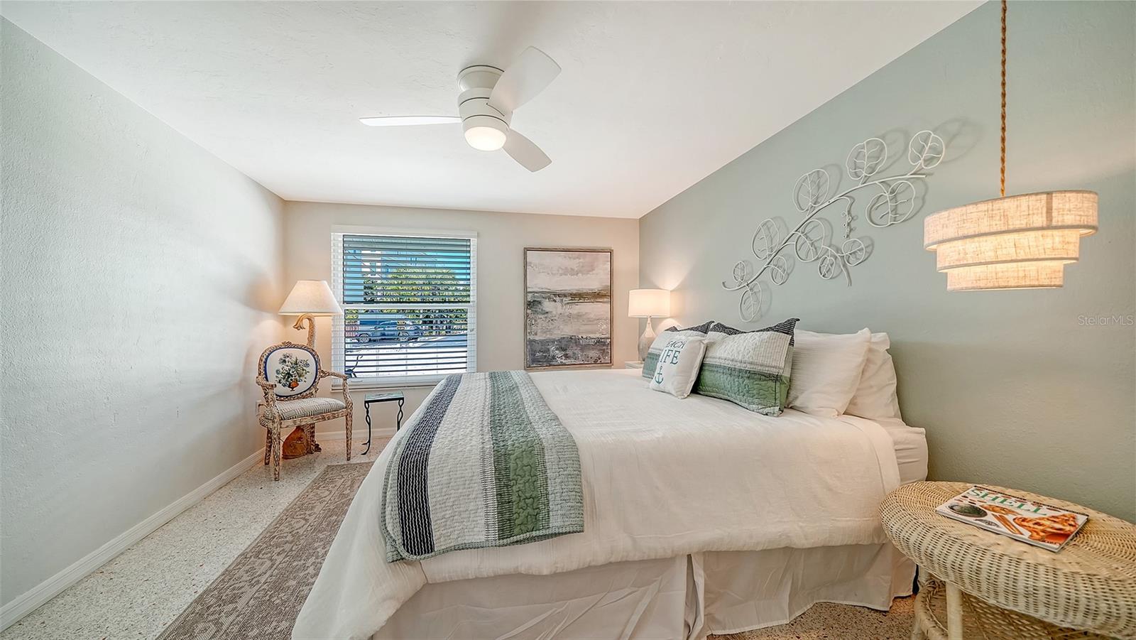 Image 21 of 56 For 404 Polk Drive