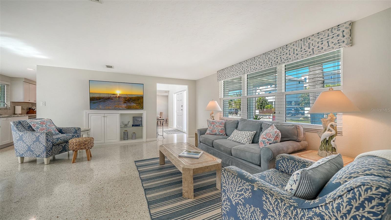 Image 9 of 56 For 404 Polk Drive