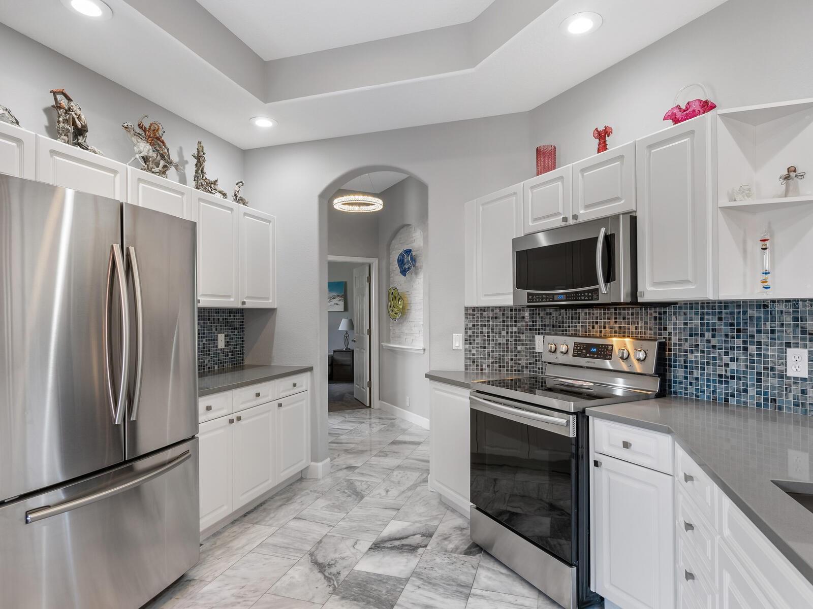 Image 15 of 41 For 5237 97th Street E