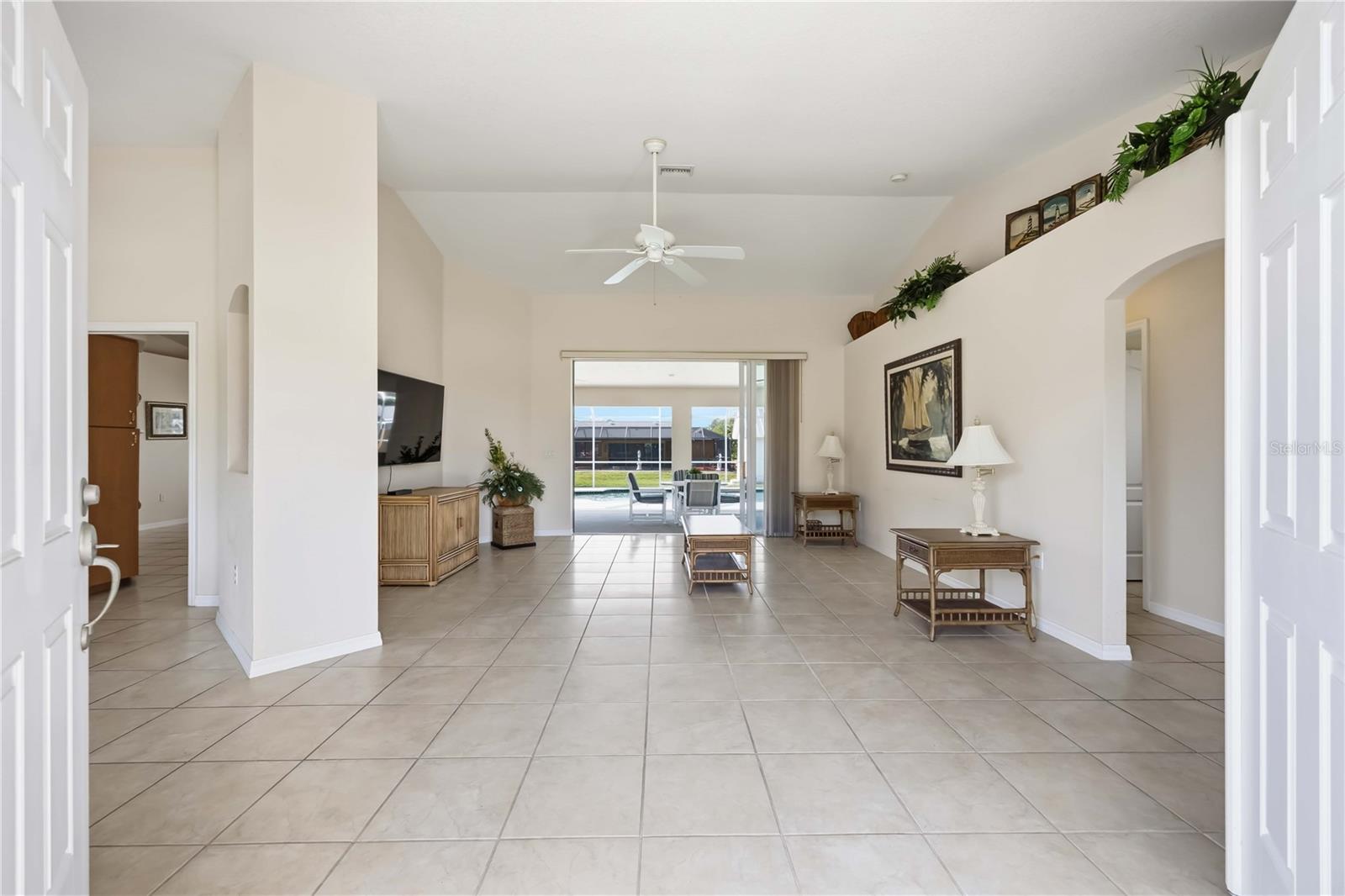 Image 10 of 59 For 18239 Regan Avenue