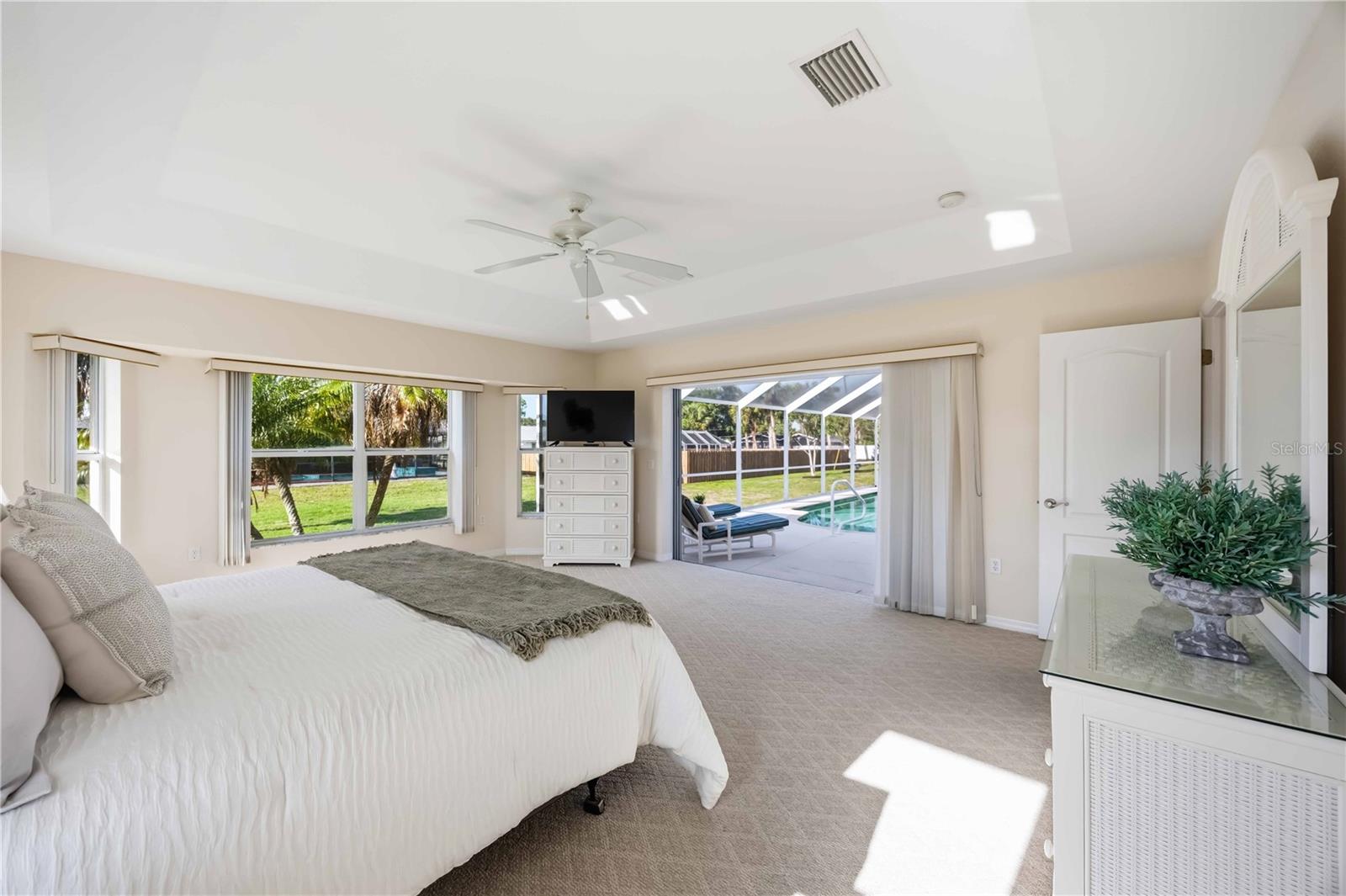 Image 27 of 59 For 18239 Regan Avenue