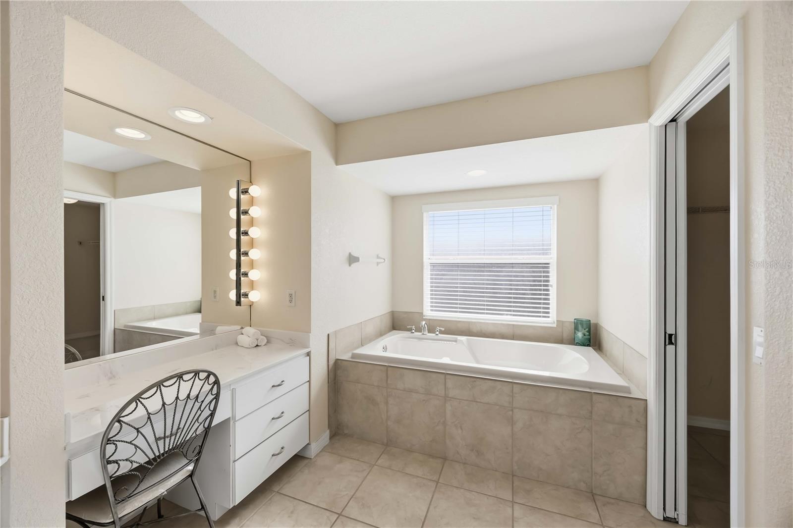 Image 29 of 59 For 18239 Regan Avenue