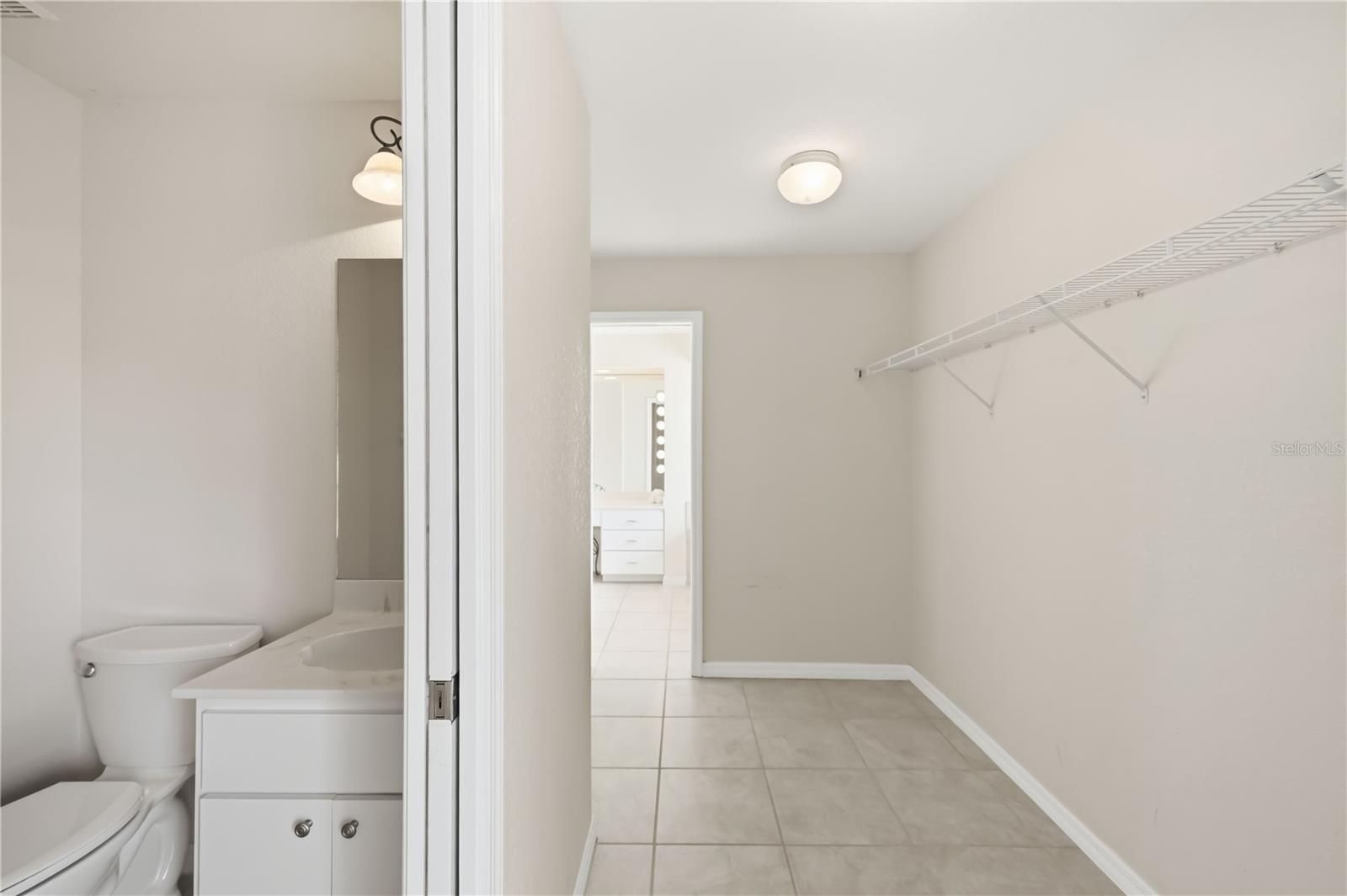 Image 32 of 59 For 18239 Regan Avenue