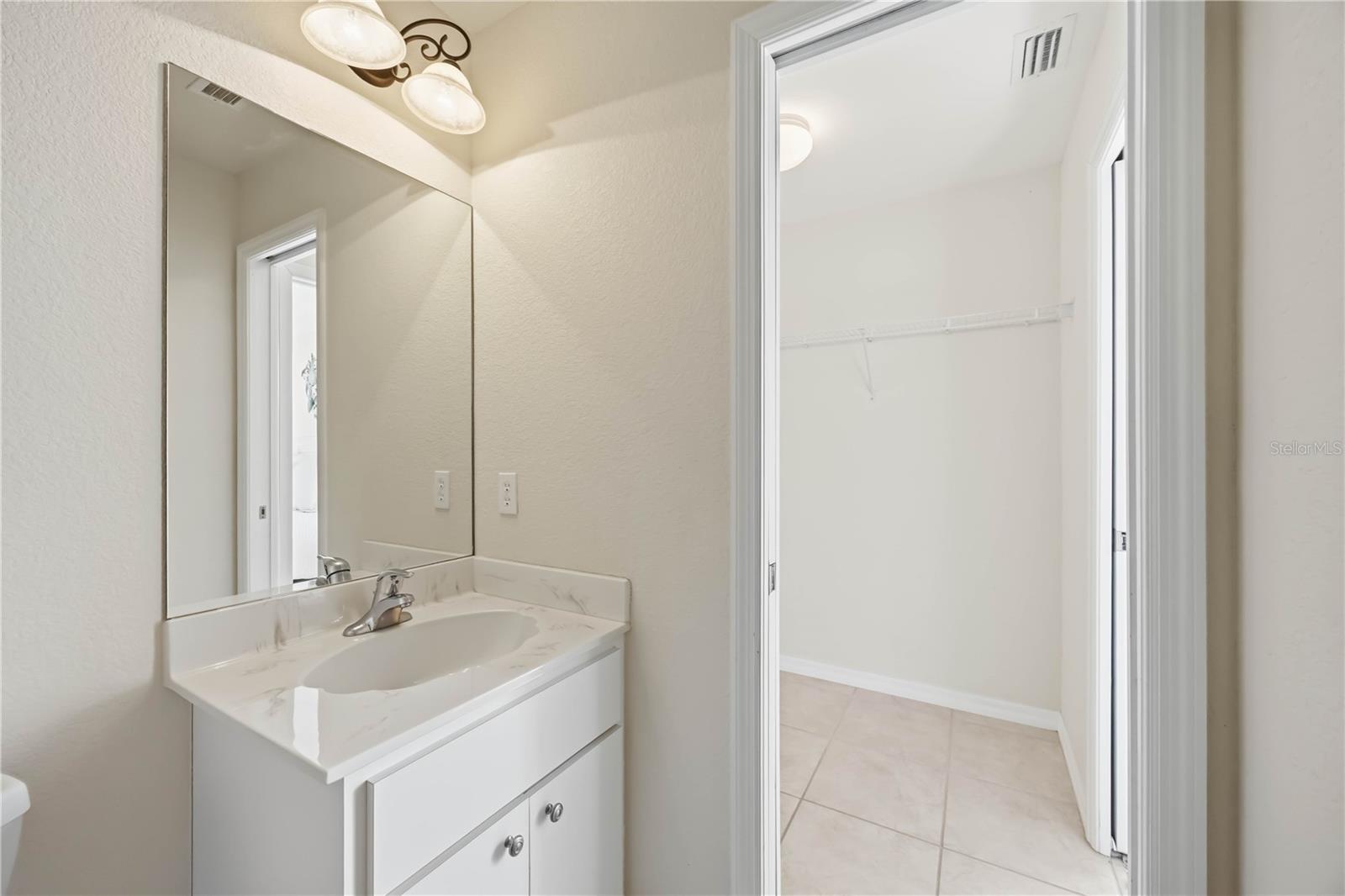 Image 33 of 59 For 18239 Regan Avenue