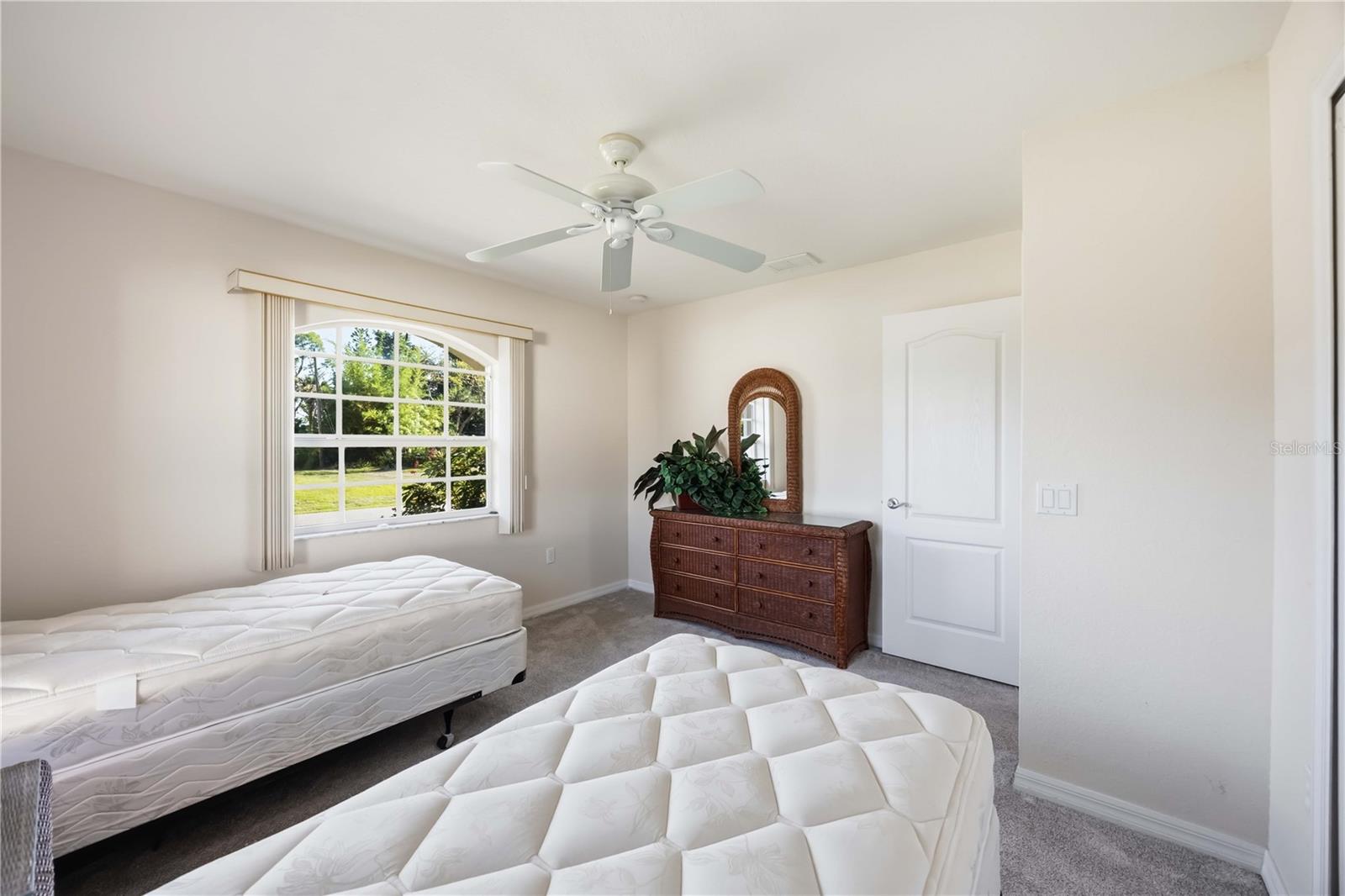 Image 42 of 59 For 18239 Regan Avenue