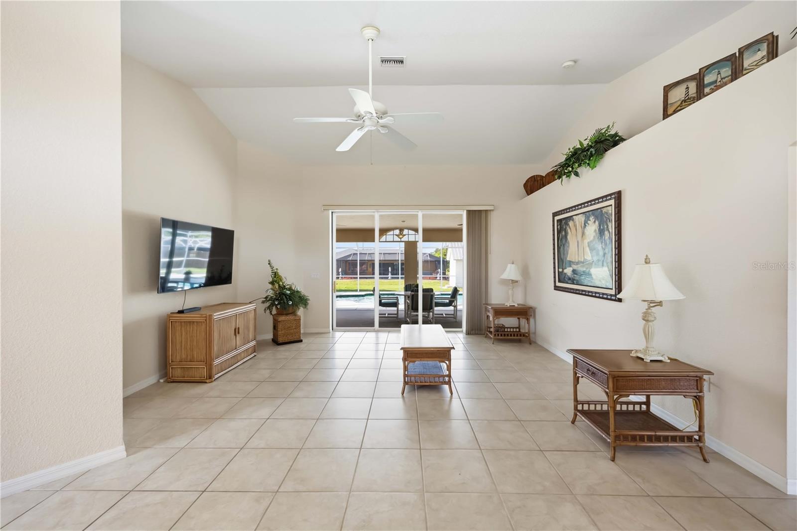 Image 6 of 59 For 18239 Regan Avenue