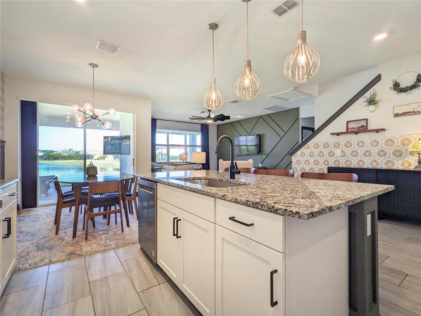 Image 7 of 49 For 3324 Big Sky Way