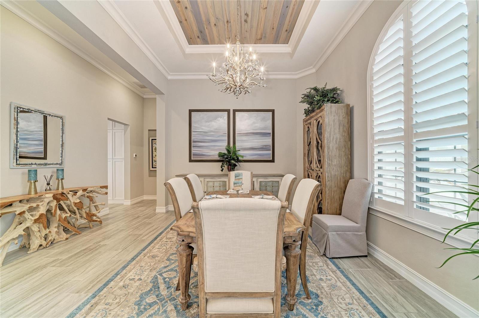 Image 12 of 100 For 296 Maraviya Boulevard