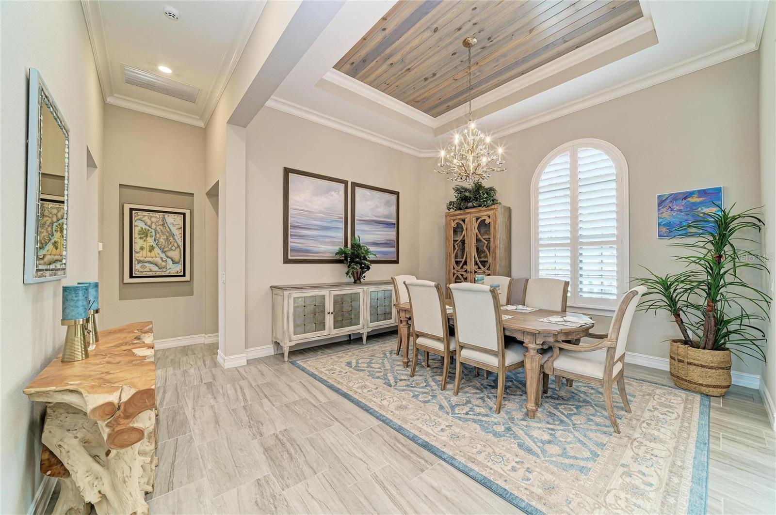 Image 13 of 100 For 296 Maraviya Boulevard