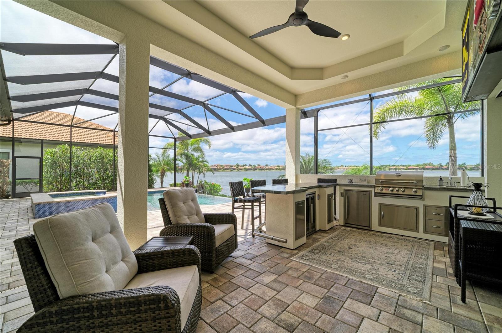 Image 31 of 100 For 296 Maraviya Boulevard