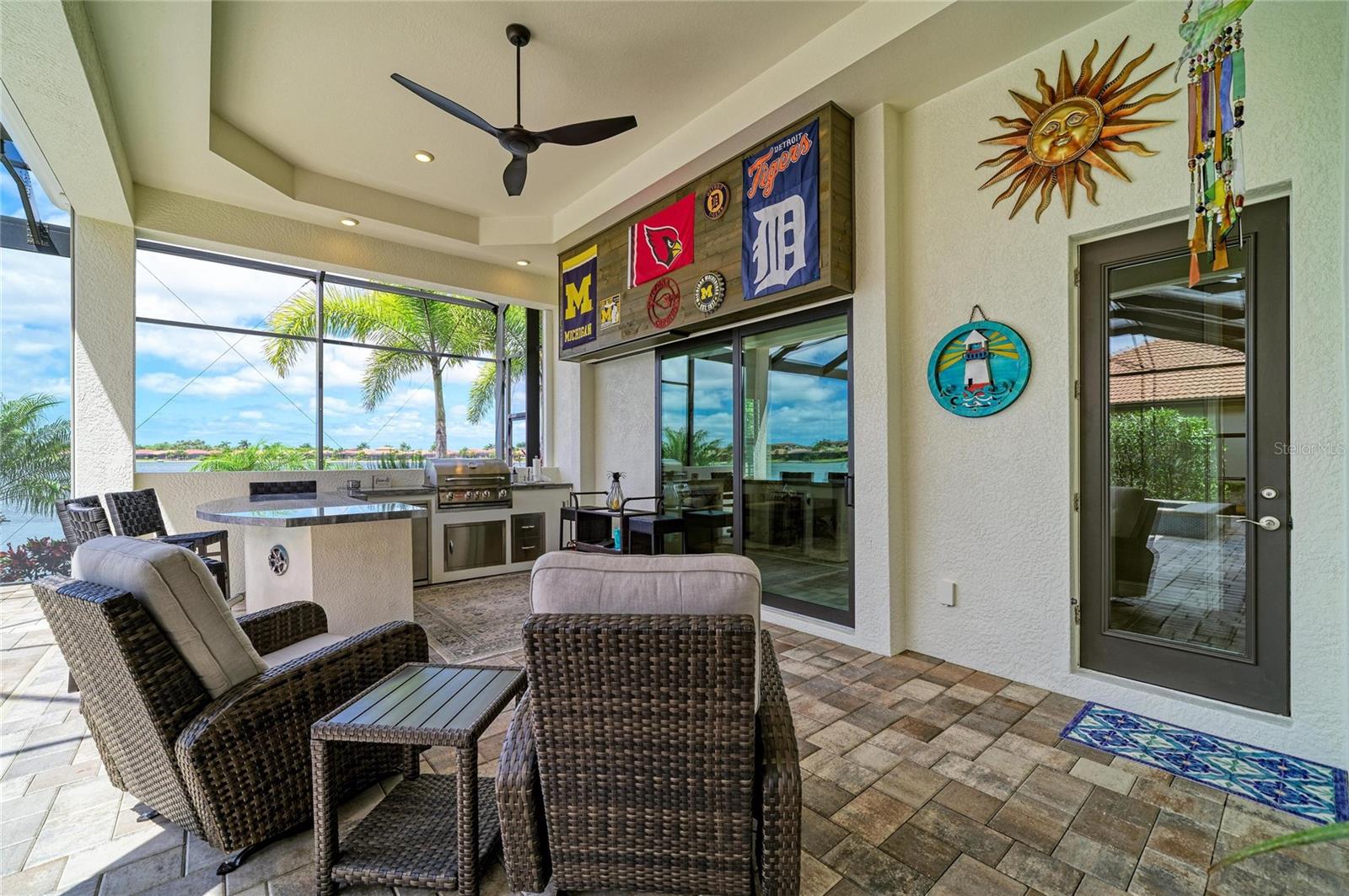 Image 32 of 100 For 296 Maraviya Boulevard