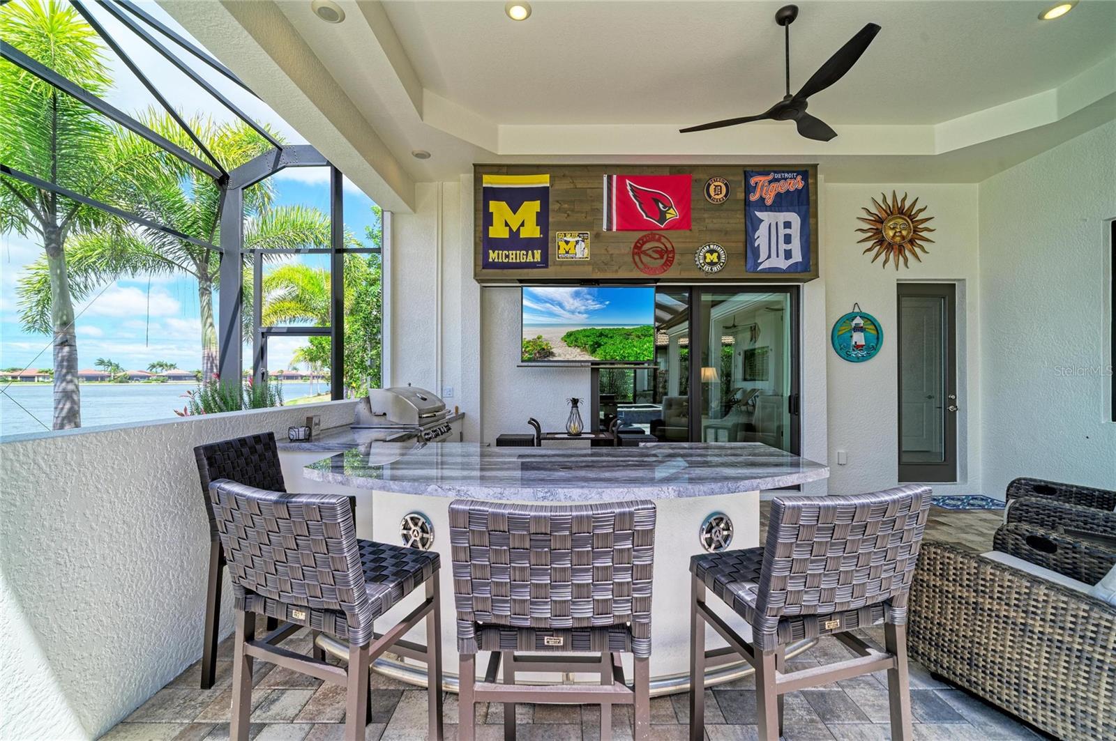 Image 36 of 100 For 296 Maraviya Boulevard