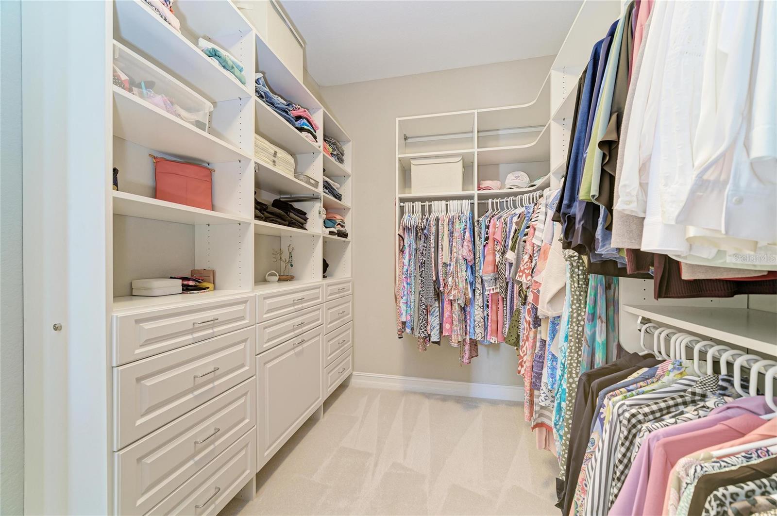 Image 57 of 100 For 296 Maraviya Boulevard